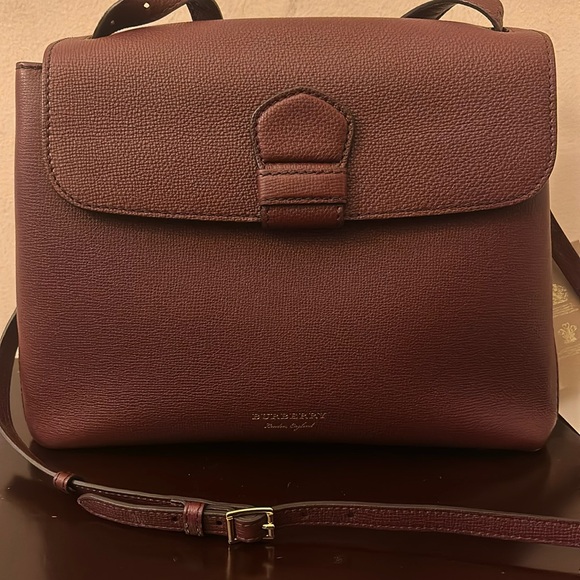 NWTGS Burberry Derby leather House Check medium Camberly tote - Picture 5 of 11